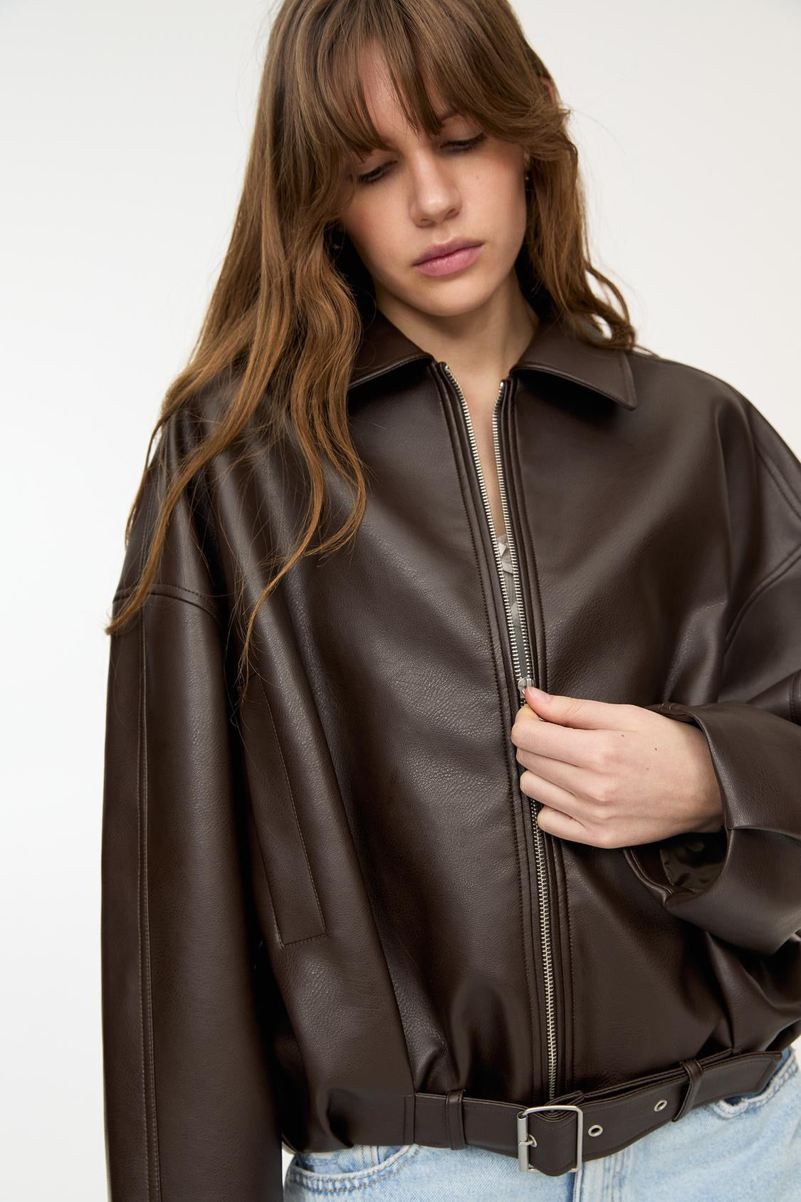 Chaqueta de Cuero Celeste