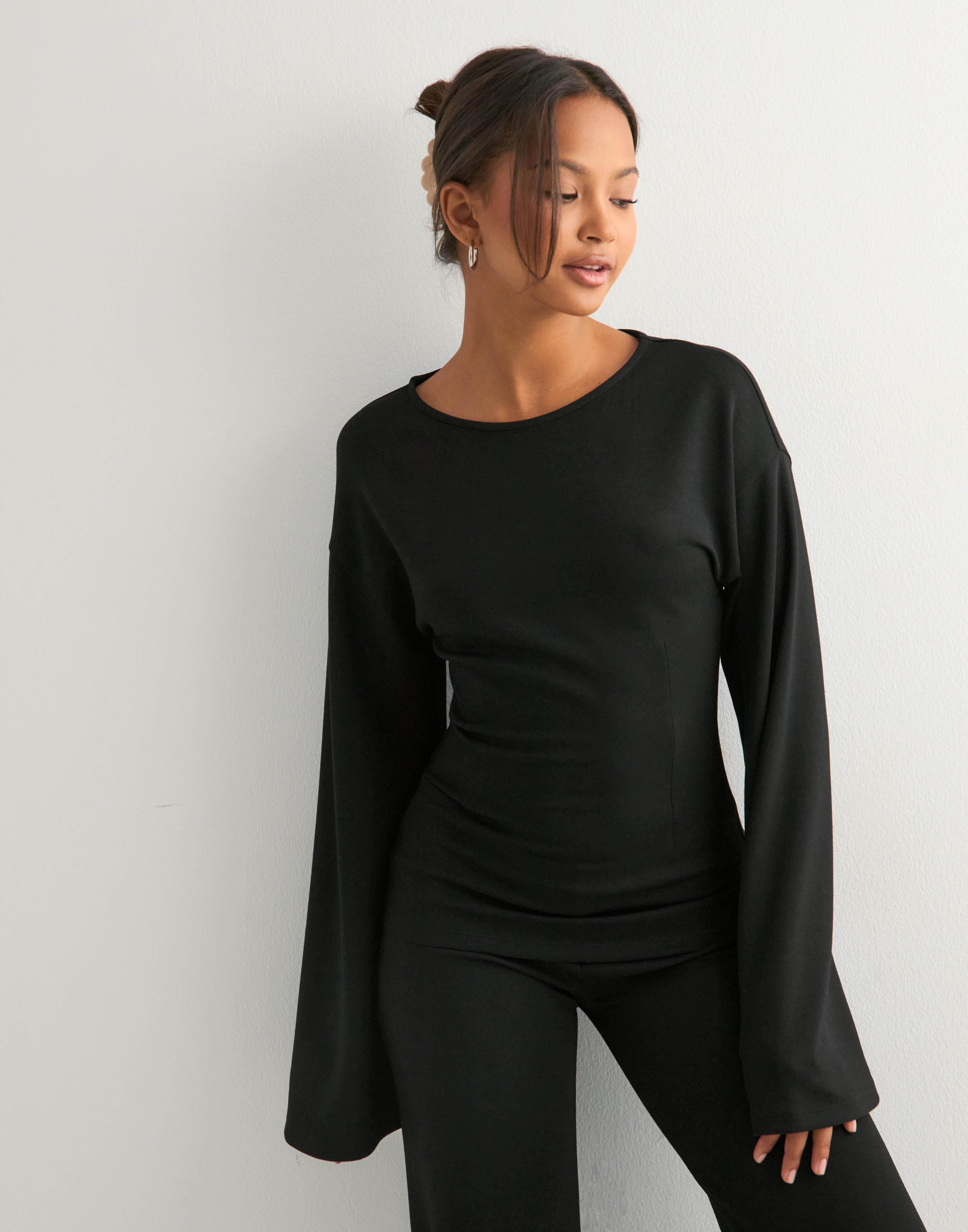 Elvira – Conjunto Elegante