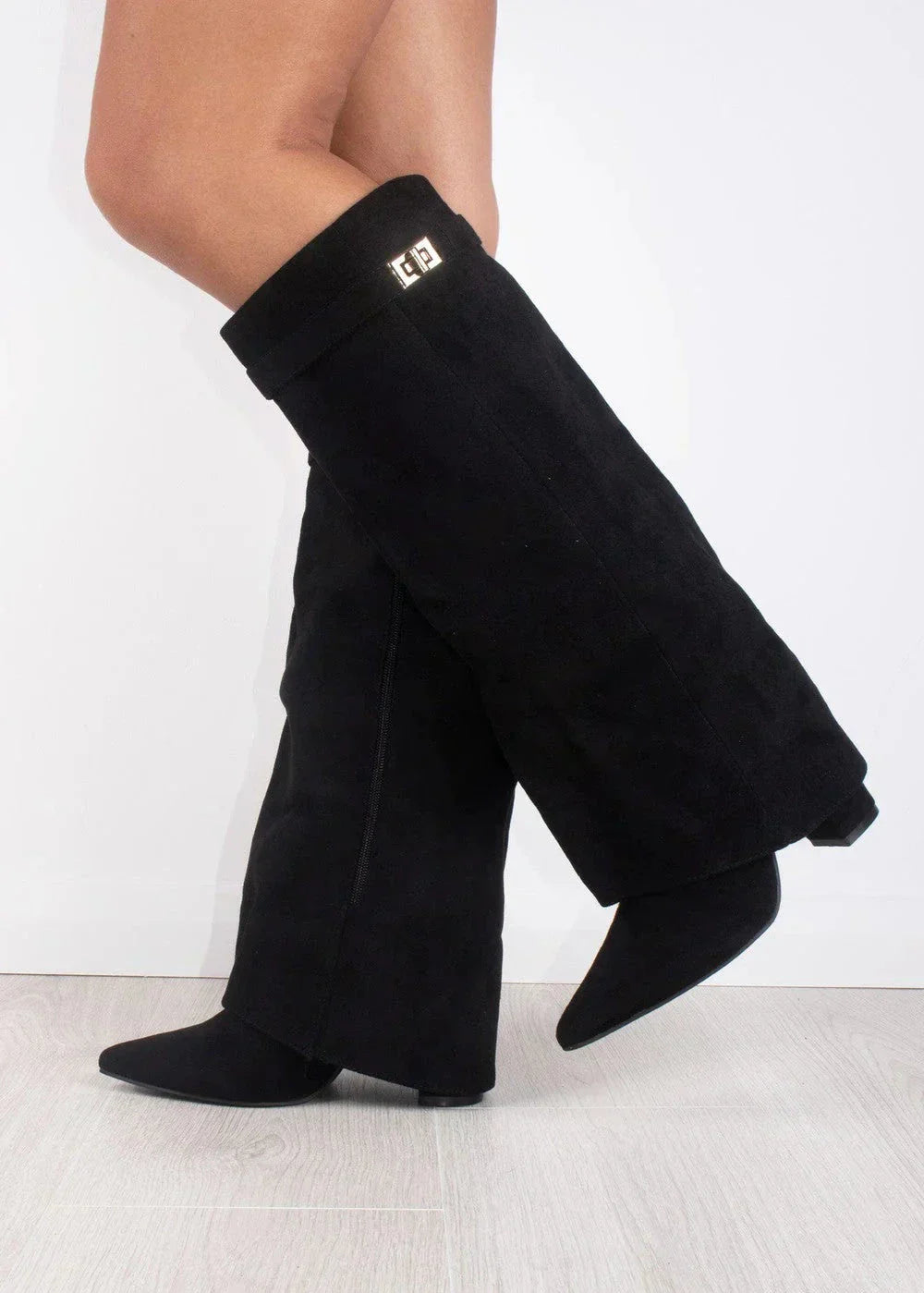 Noir Luxe - Botas Veganas Altas de Ante