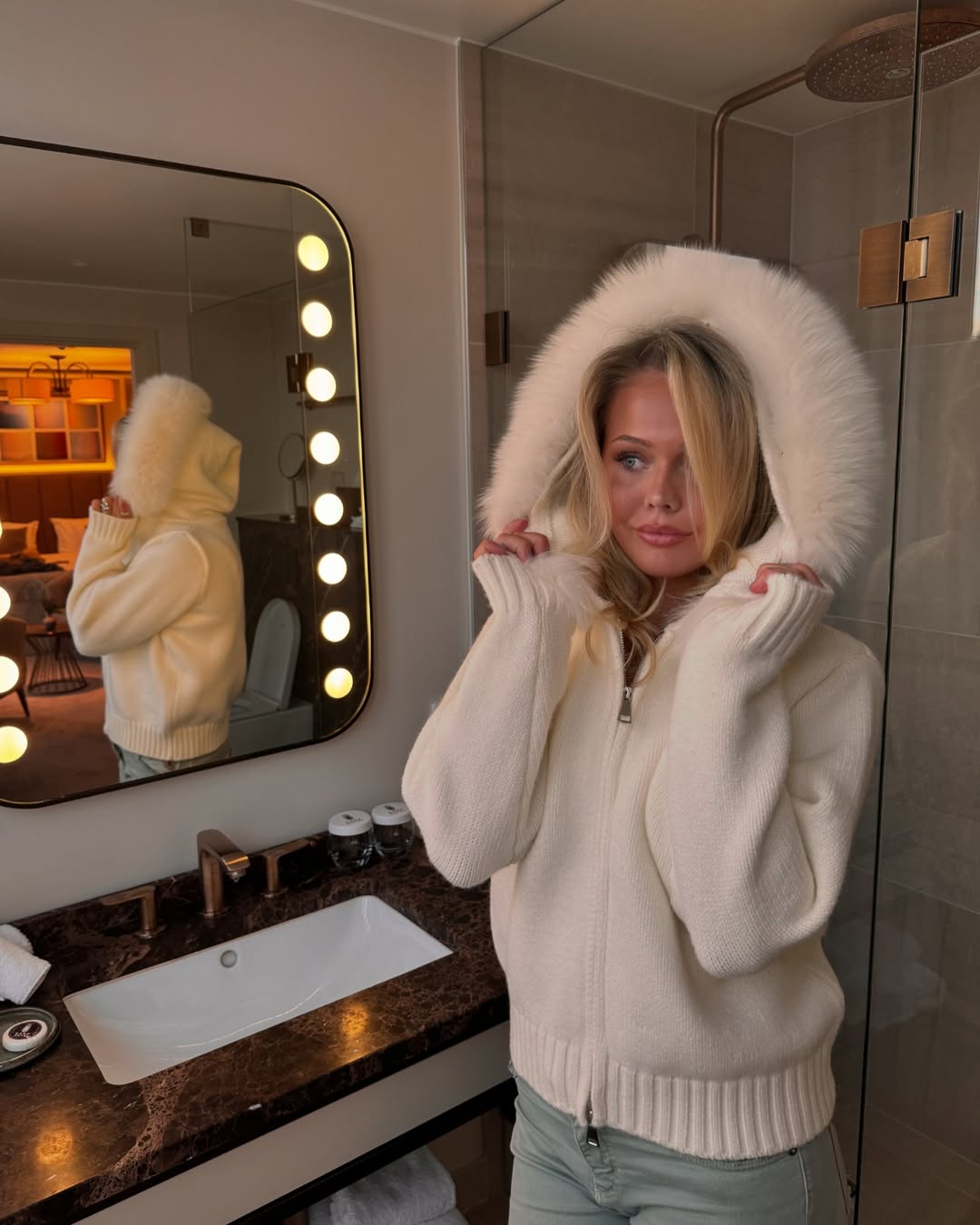 Aurora – Chaqueta de Lana Lujosa