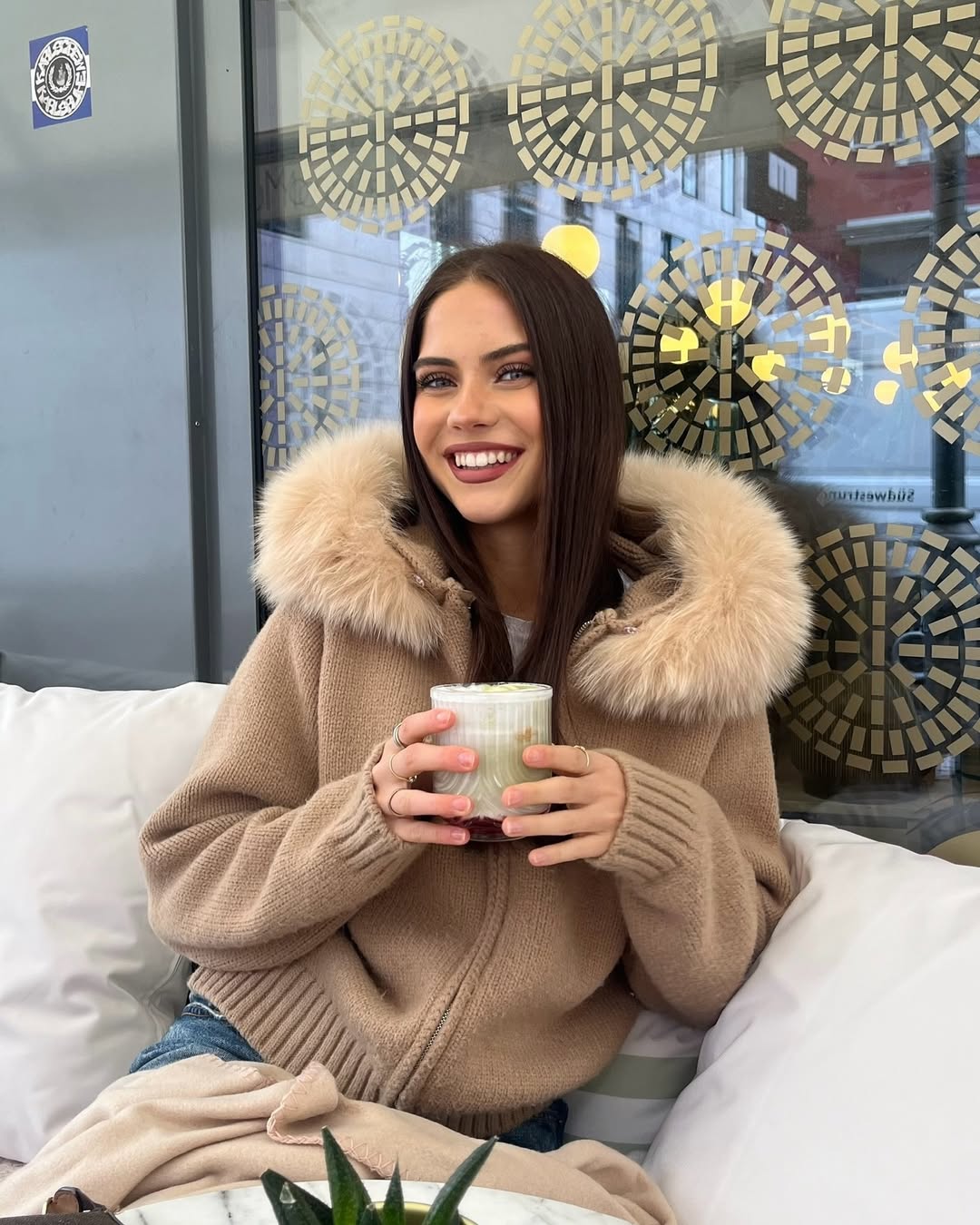 Aurora – Chaqueta de Lana Lujosa