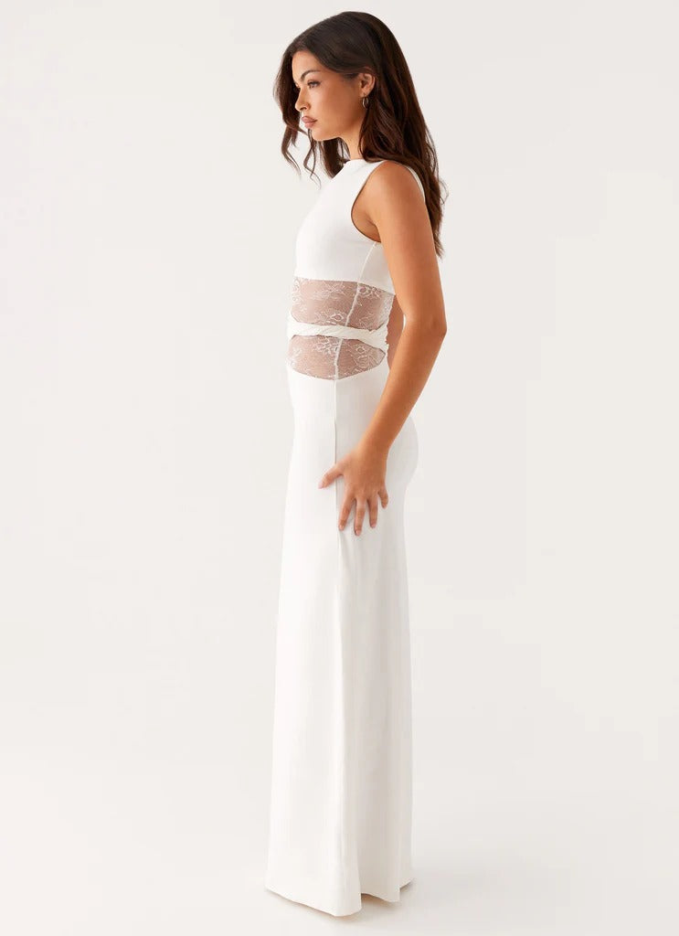 Emma - Vestido maxi con cortes y cordones