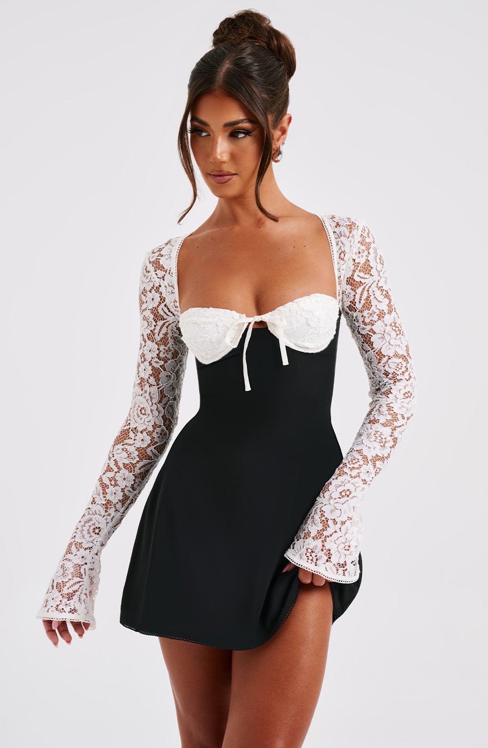 ALIX | VESTIDO CORTO DE ENCAGE