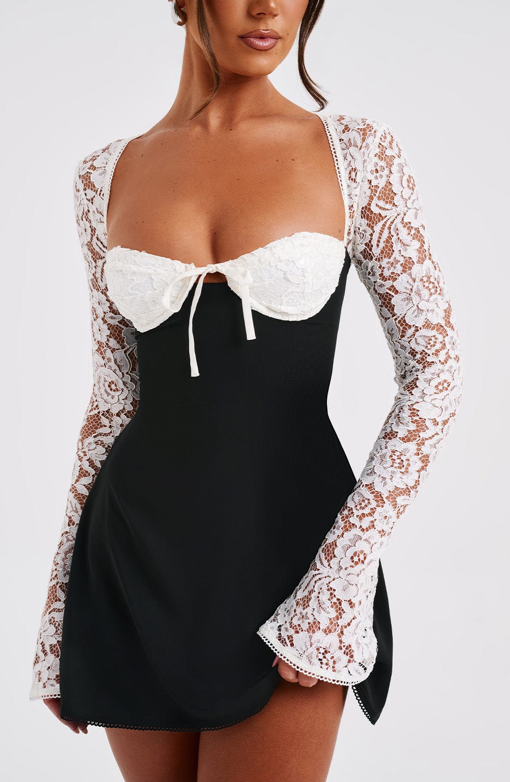 ALIX | VESTIDO CORTO DE ENCAGE