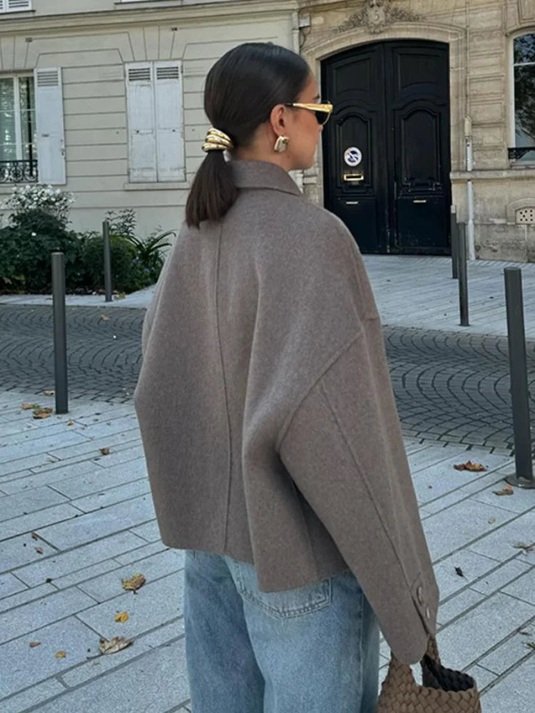 Hélené | Chaqueta Oversized para Mujer en Mezcla de Lana – Clásica y Cálida