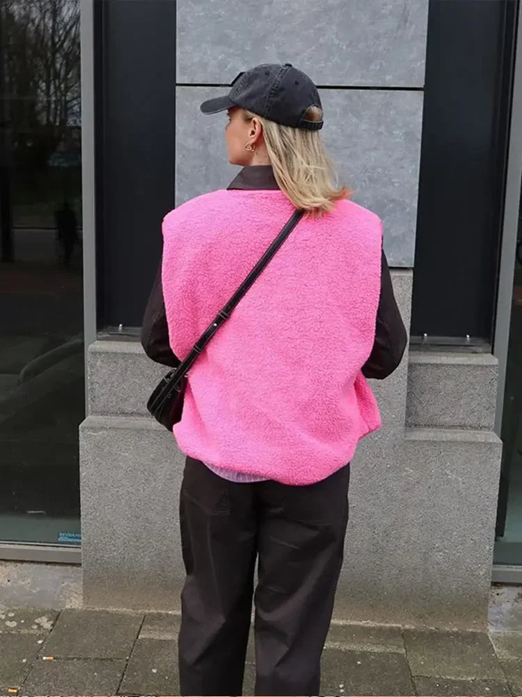 Ovelia | Chaleco de Lana de Moda para Mujeres con Botones